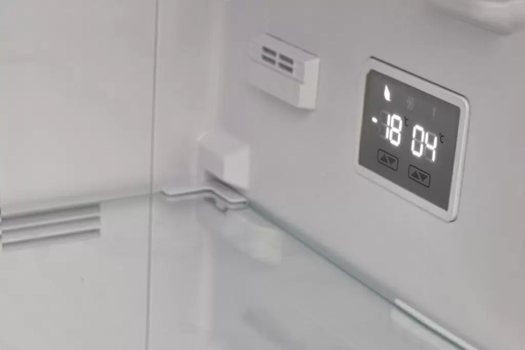 Холодильник Heinner HCNF-V291SE++, серебристый