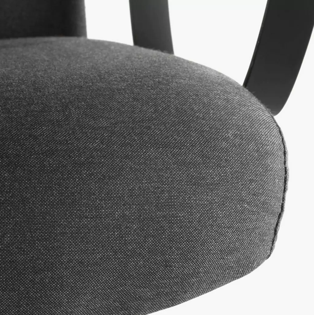Офисное кресло IKEA Markus, виссле темно-серый