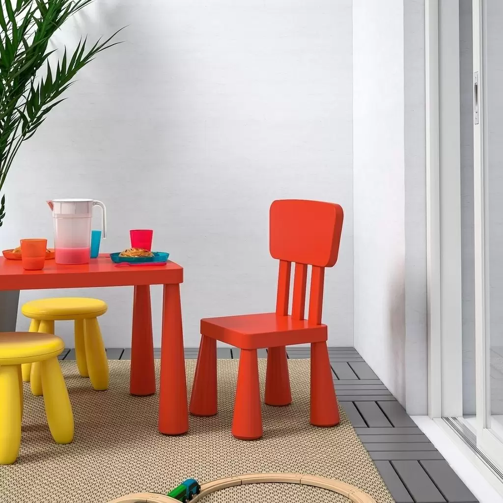 Scaun pentru copii IKEA Mammut, roșu