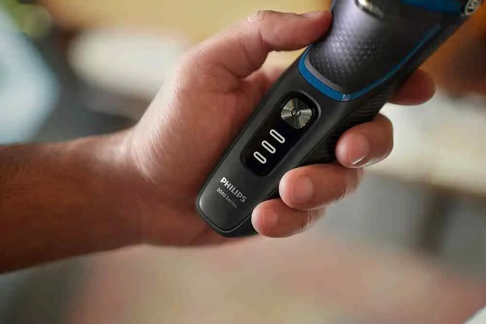 Электробритва Philips S3344/13, черный