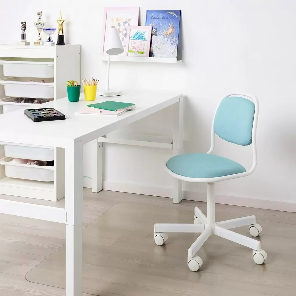 Детское кресло IKEA Orfjall, белый/виссле синий/зеленый