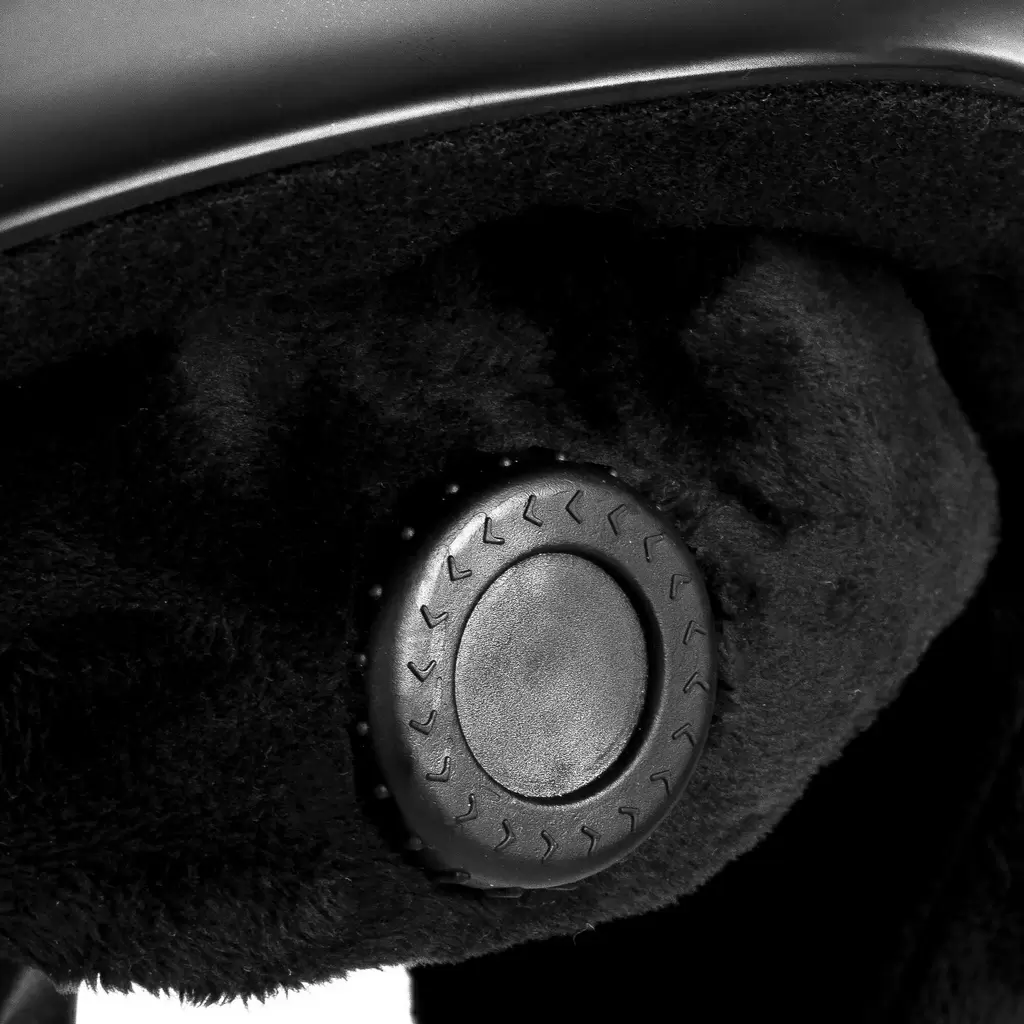 Горнолыжный шлем Spokey Robson M, черный